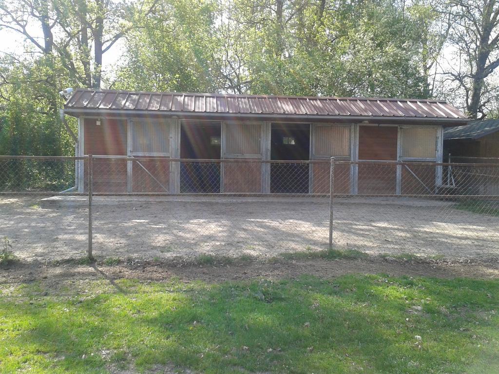 Chata Zahrada Madeta Veseli nad Luznici Luaran gambar